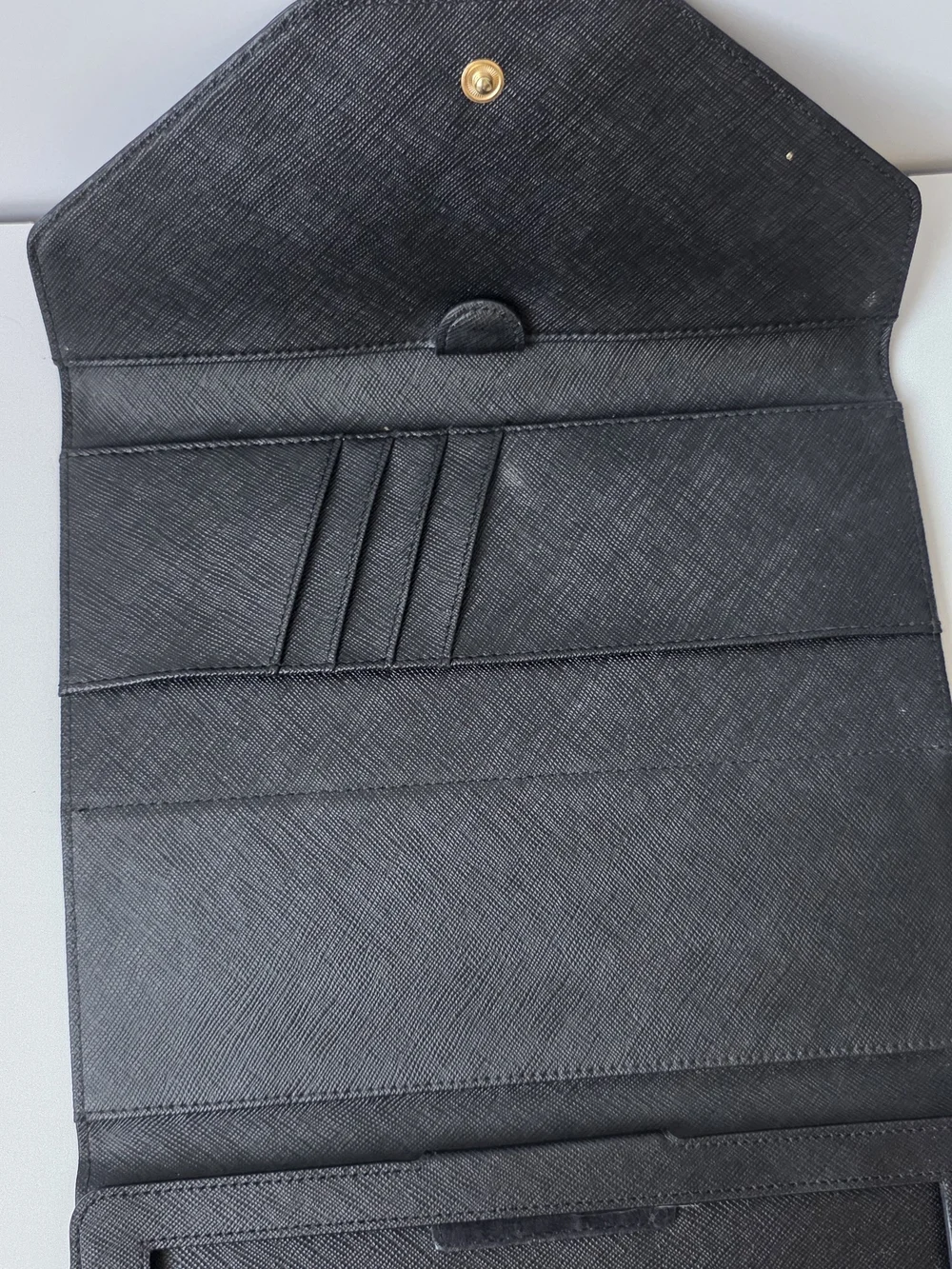 Michael Kors Black Saffiano Leather Ipad Tablet Case With Card Holder